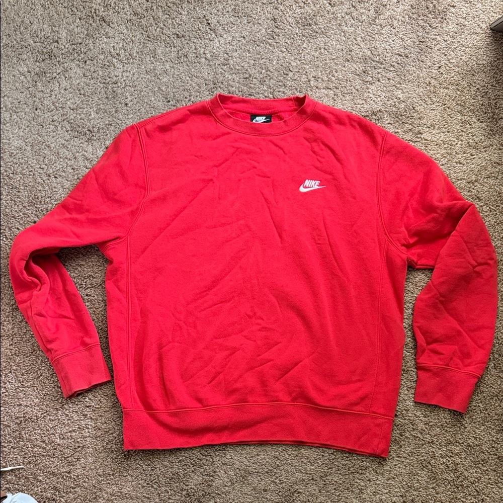 Nike | Men’s Red Crewneck Sweatshirt